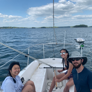 Sailing the Catalina 27 is one of them most relaxing ways to be on the water!